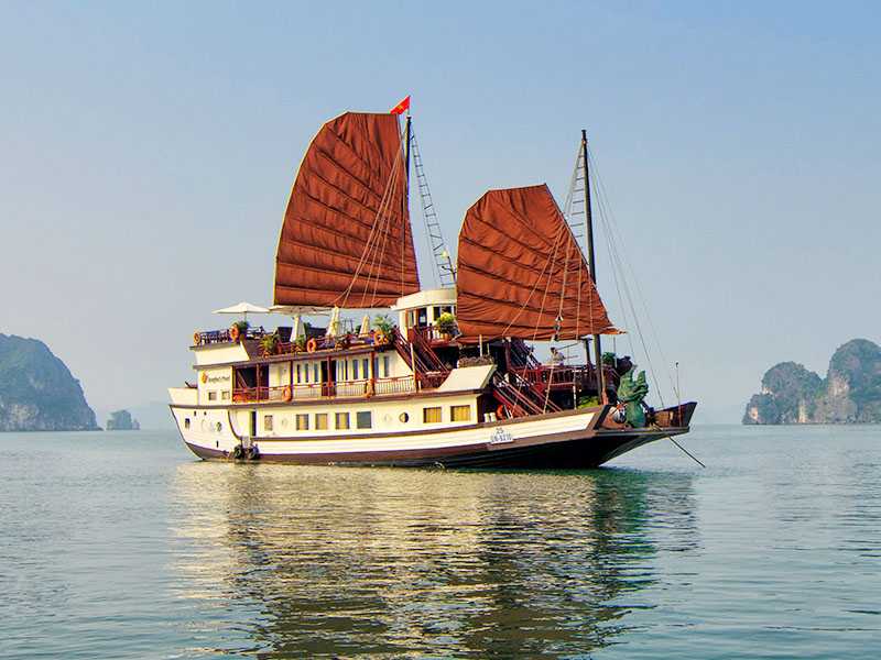 Dragons Pearl Junk Cruise - Halong Bay Tour 2 Days 1 Night