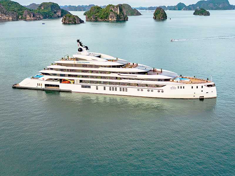 Grand Pioneers Cruise - Halong Bay Tour 3 Days 2 Nights