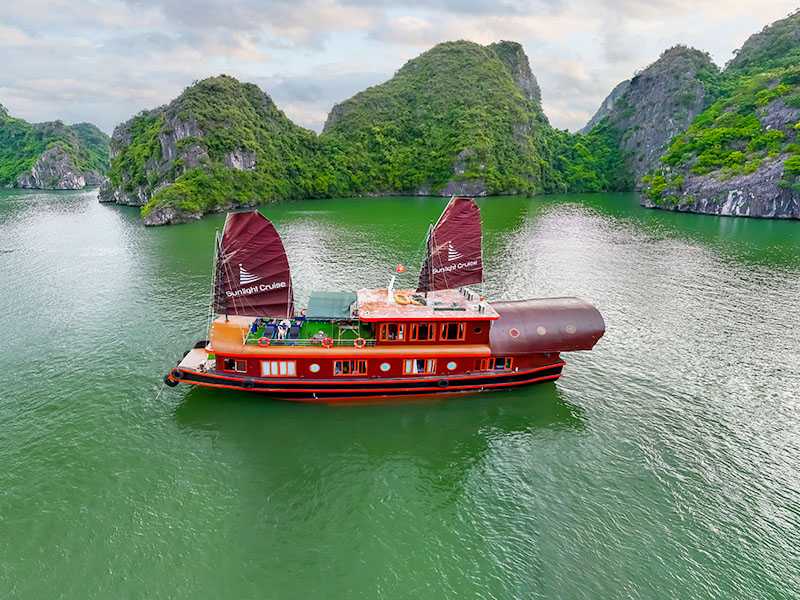 Sunlight Boutique Cruise - Halong Bay Tour 3 Days 2 Nights