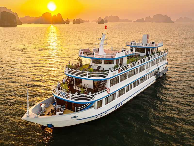 Swan Cruise - Halong Bay Tour 2 Days 1 Night