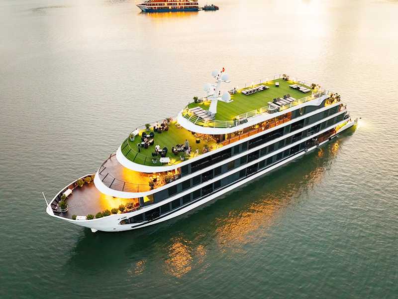 Venus Cruise - Halong Bay Tour 2 Days 1 Night