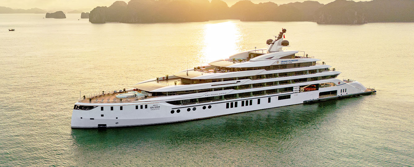 Grand Pioneers Cruise - Halong Bay Tour 3 Days 2 Nights