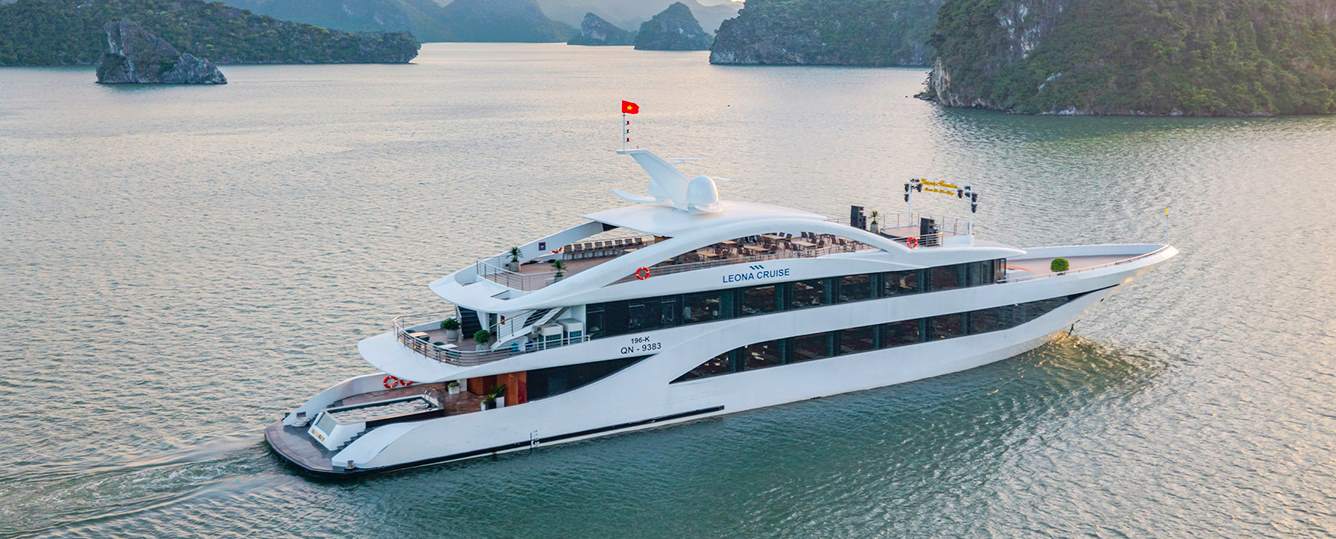 Leona Cruise - Halong Bay Tour 1 Day