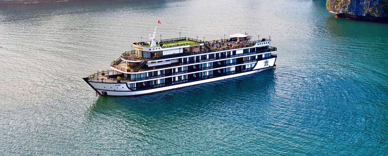 Rita Cruise - Halong Bay Tour 2 Days 1 Night