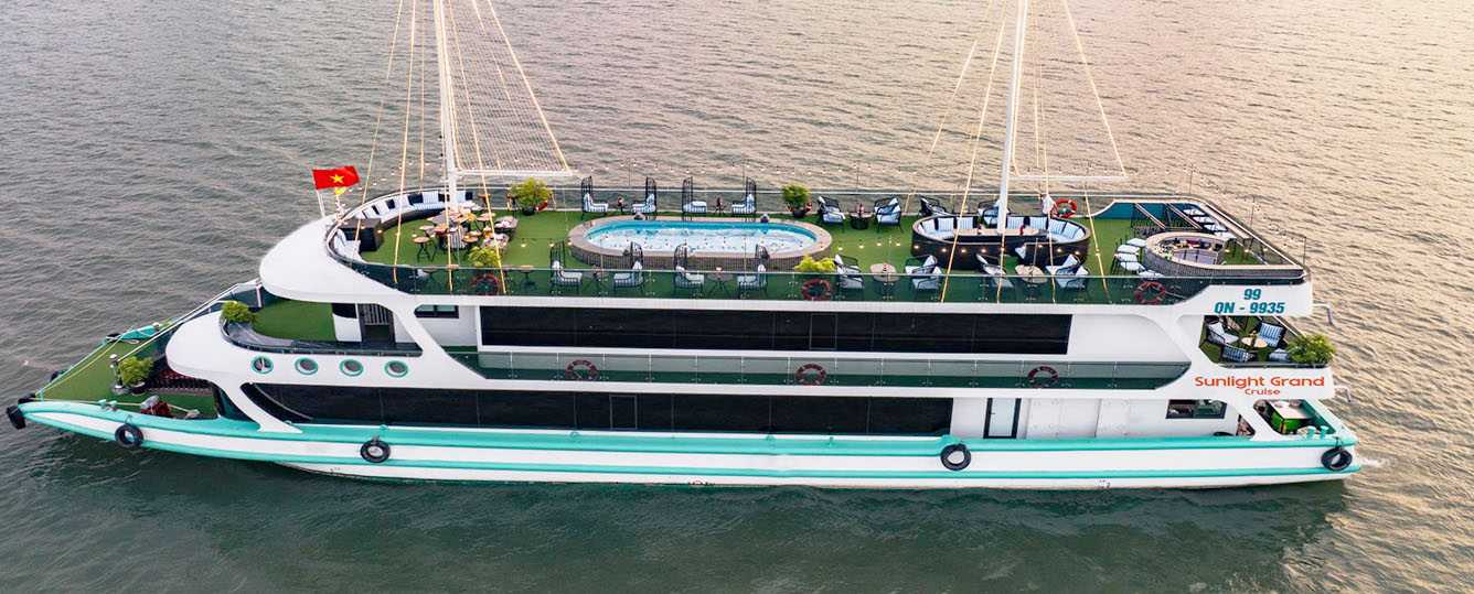 Sunlight Grand Cruise - Halong Bay Tour 1 Day